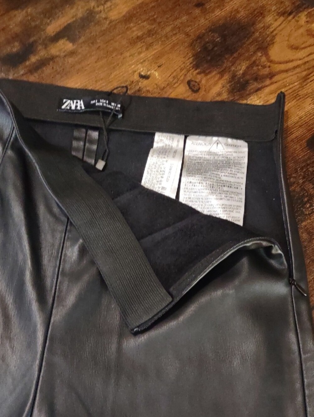 Zara Faux Leather High-Waist Tapered Pants - Picture 4 of 6